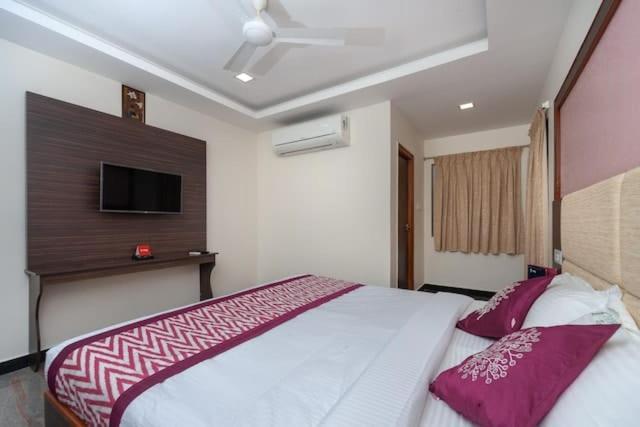 Famous Residency Otel Tiruchirappalli Dış mekan fotoğraf